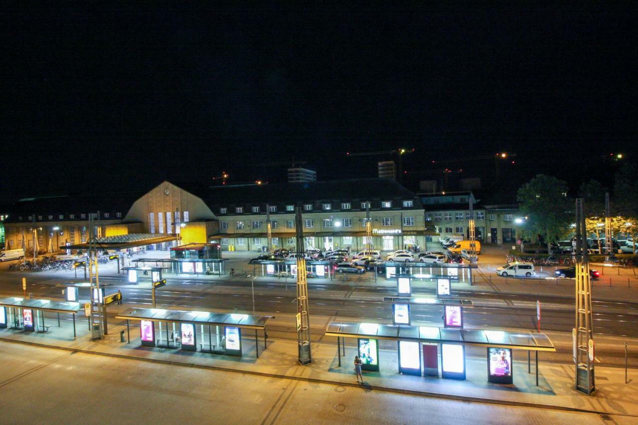 #Centralstation #130Qm Hauptbahnhof #Netflix Karlsruhe Bagian luar foto